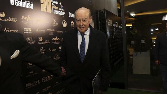 Outra vez! Pinto da Costa compra ações na SAD