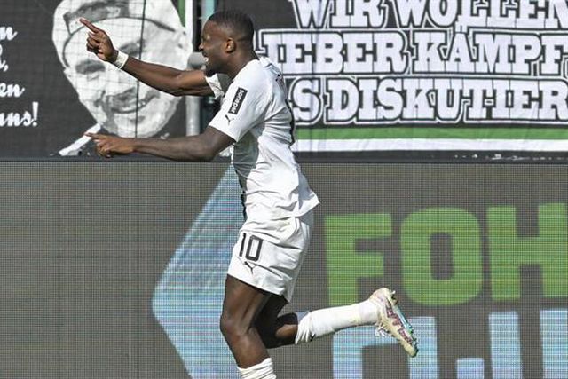 Diretor desportivo do Monchengladbach confirma duas saídas de peso a custo zero