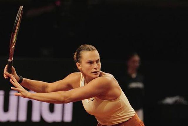 Wimbledon apoia ucranianos e permite participação de jogadores russos e bielorussos