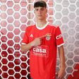 Novo contrato para extremo dos juniores ex-FC Porto
