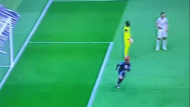 Digno dos apanhados: a ‘ratice’ de Mbappé para o golo do PSG