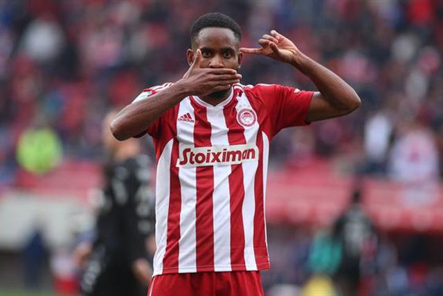 Teve pé e meio no Barça, voltou para trás a meio da viagem e pediram-lhe desculpa: «Achei elegante»