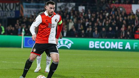 Médio do Feyenoord desejado mas muito caro