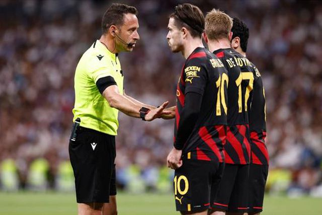 Soares Dias visto lá fora: o golo polémico do City e demasiada 'brandura' com o Real