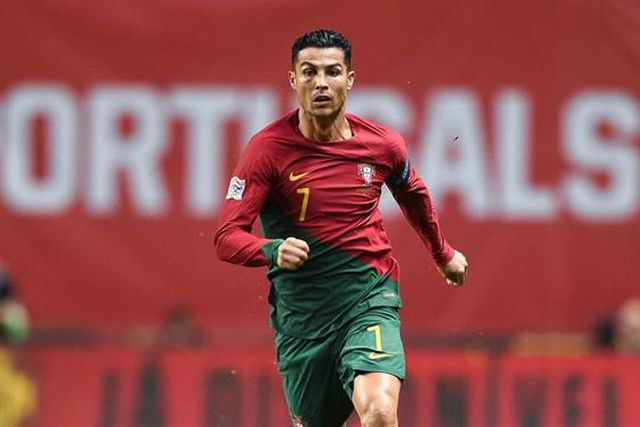Perdeu o recorde para Ronaldo mas diz: «És uma lenda»
