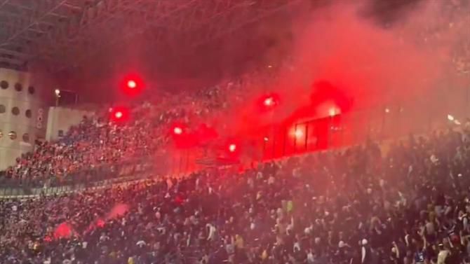 Para lá de vergonhoso: adeptos do Benfica arremessaram tochas para os do Inter (vídeo)