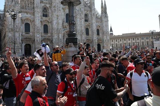 19 adeptos detidos em Milão (e banidos de jogos em Itália)