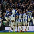 Brighton derrota Manchester United com penálti aos 90+9'