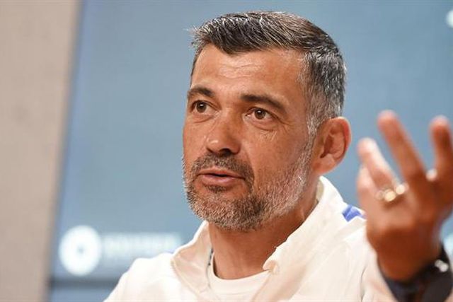 Conceição fala em «mentira» no relatório: «Se me chamarem artista fico contente…»