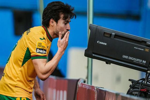 Paços vence em Vizela e pressiona Marítimo (veja o resumo)