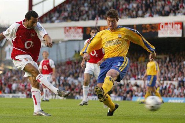 Marcou ‘hat-trick’ na estreia depois de noite louca: «Sentia a vodka no estômago»