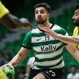 Sporting mantém liderança