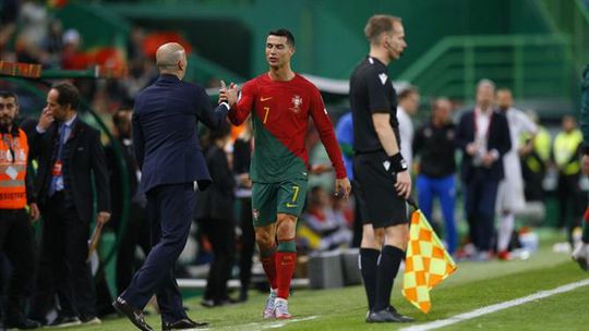 Roberto Martínez destaca «compromisso» de Ronaldo