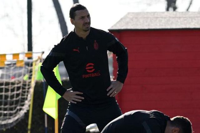 Ibrahimovic pode regressar à seleção