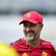 Flamengo de Vítor Pereira bate 'Flu' e está na frente na final do campeonato carioca