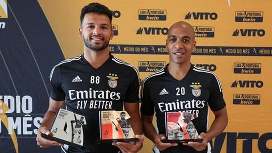 Dupla recebe prémios da Liga