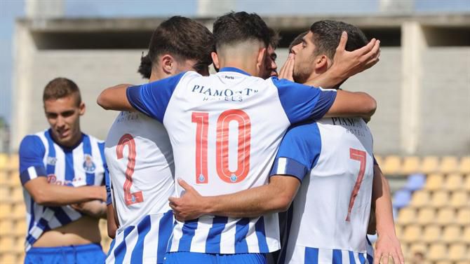 FC Porto vence em Alverca e mantém-se na corrida