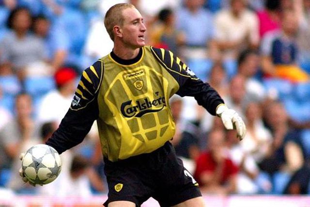 Guarda-redes que ganhou a Champions no Liverpool admite problema: «Era viciado em analgésicos»