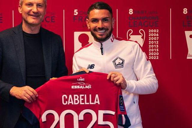 Oficial: Rémy Cabella até 2025