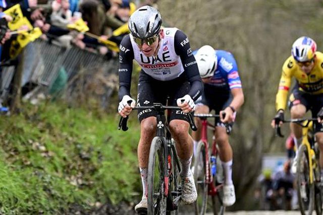 Pogaçar conquista terceiro ‘monumento’: a Volta à Flandres