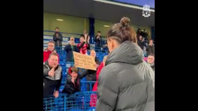 Darwin deixa criança em lágrimas no dia do seu aniversário