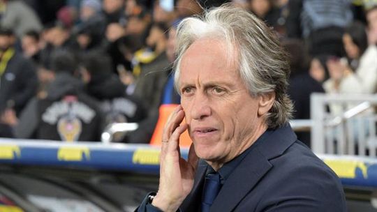 Volte-face na situação de Jorge Jesus