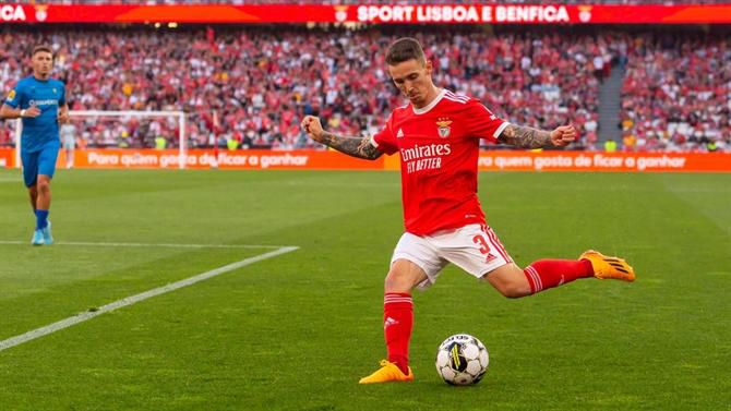 Revolta: As frases dos adeptos do Benfica nas redes sociais de Grimaldo