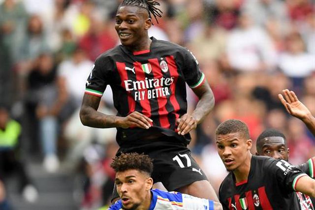 Pioli quer Rafael Leão com mais cabeça: «Tem 1,90m de altura, poucos laterais conseguem lidar»