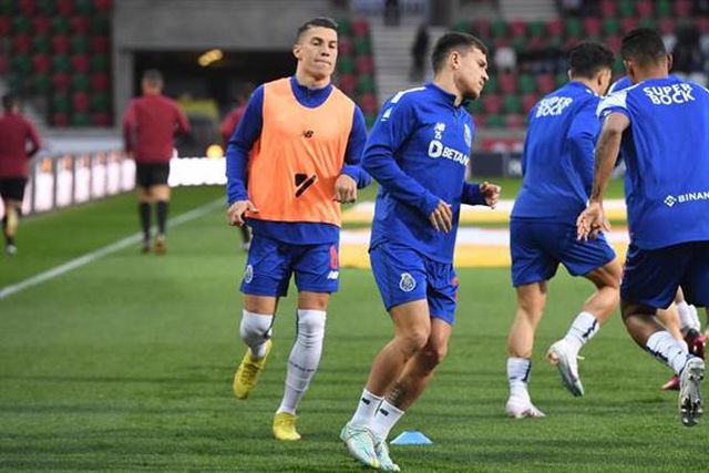 Otávio deu voz ao grupo no pedido a Uribe