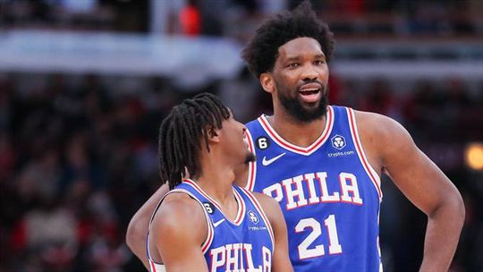 Sixers a uma vitória das meias-finais