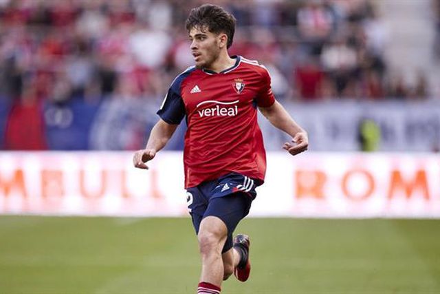 O primeiro ‘reforço’ para Xavi para a próxima época