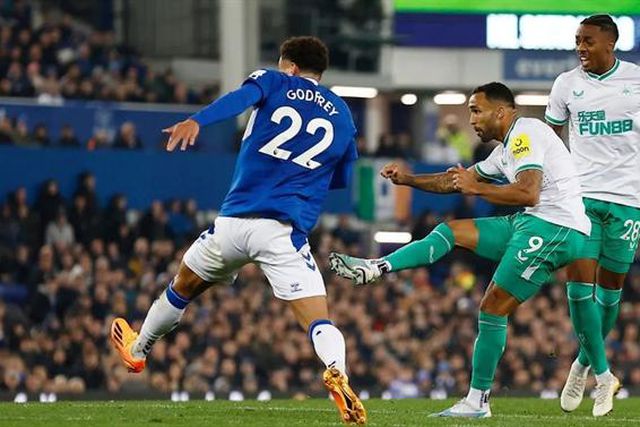 Newcastle cada vez mais de Champions e Everton cada vez mais de Championship