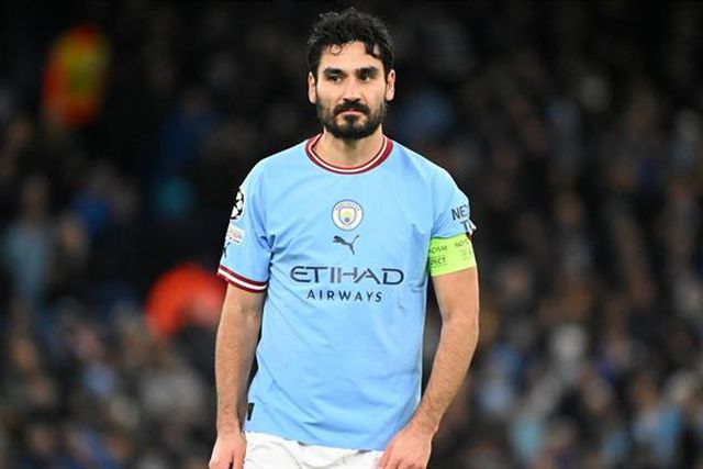 Gundogan mais perto do Barcelona