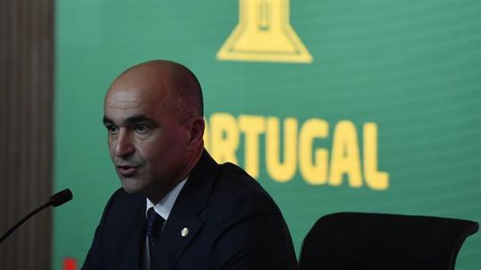 Roberto Martínez destaca importância de Danilo e diz que lista é «ponto e partida»