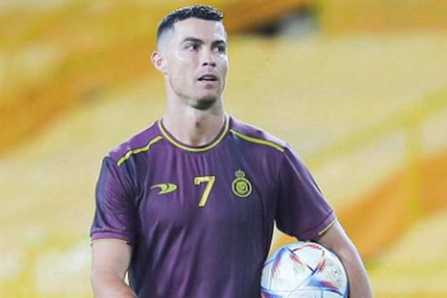 Ronaldo é o mais seguido do mundo mas fica sem certificação