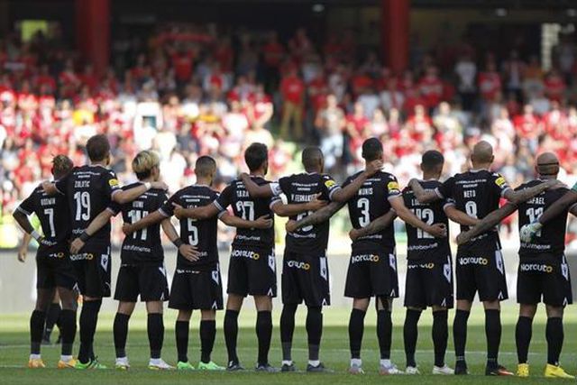 Decisões no Jamor obrigam a jogar em Leiria