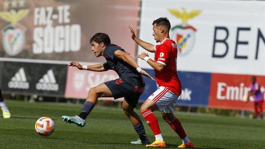 Benfica empata com SC Braga no Seixal: arsenalistas vencem grupo
