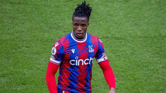 Zaha recusa jogar na equipa de Ronaldo