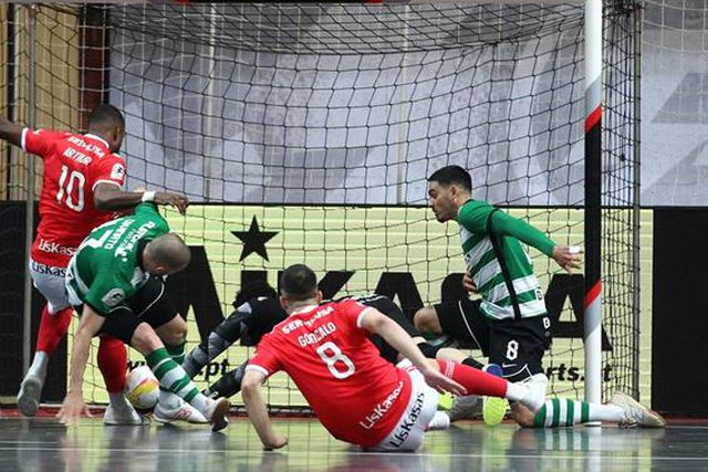 Benfica derrota Sporting e conquista Taça de Portugal