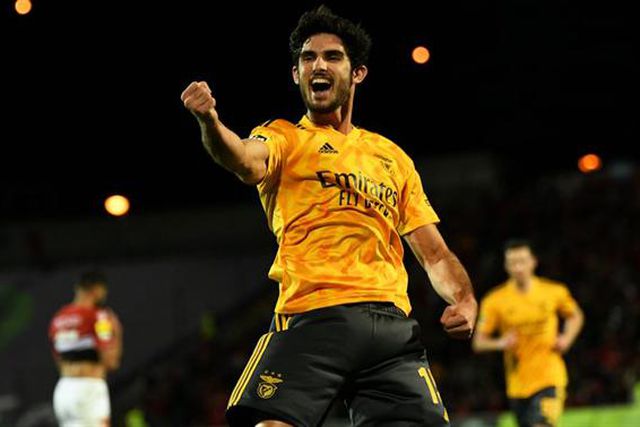 Gonçalo Guedes pode reaparecer na Champions
