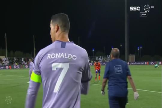 Ronaldo saiu zangado após empate do Al Nassr