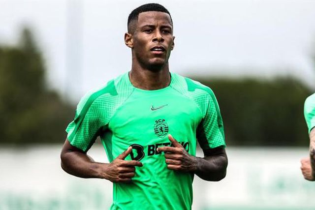 Não há Bellerín e não há Esgaio: eis as duas soluções para lateral-direito