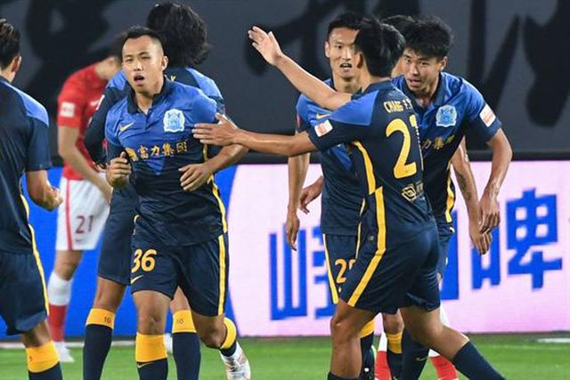 Guangzhou City encerra operações: e vão oito clubes a menos para a nova época