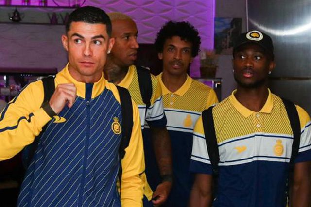 Ronaldo titular frente ao Al Tai