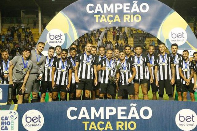 Botafogo, de Luís Castro, conquista a Taça Rio