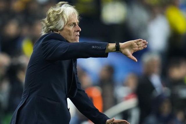 Jorge Jesus: a discussão no balneário que terá partido a corda