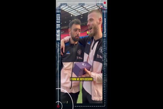 David De Gea oferece prémio de Homem do jogo da Premier League a Bruno Fernandes