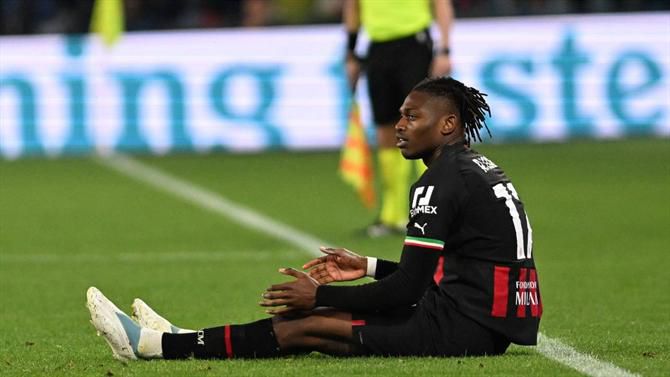 Rafael Leão à mesa das conversas de Varandas... em Londres