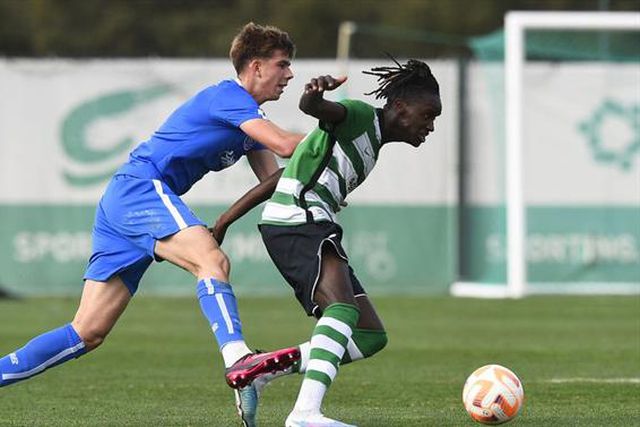 Sporting e FC Porto anulam-se...e atrasam-se 