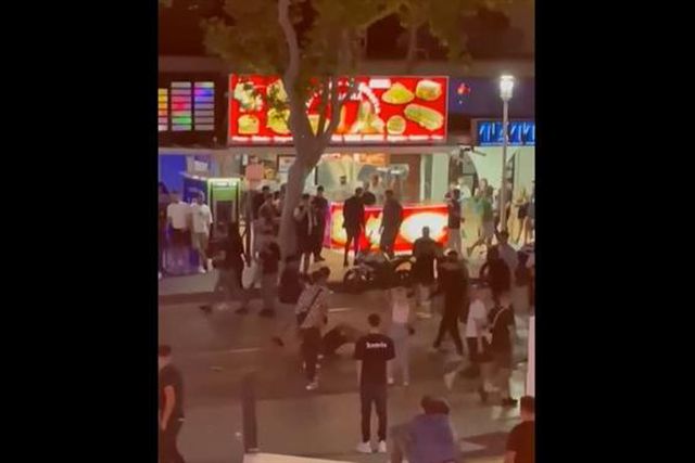 Cinco dos dez detidos por confrontos em Maiorca são da Juve Leo (veja o vídeo da violenta rixa)